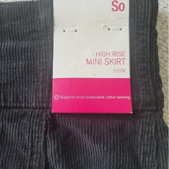 SO Black Corduroy Skirt High Waist Front Slit Juniors Size 5/27W - Picture 4 of 6